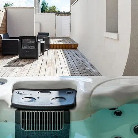 Διαμέρισμα Studio Avec Spa Privatif & Terrasse Jungle Dijon Centre Ντιζόν