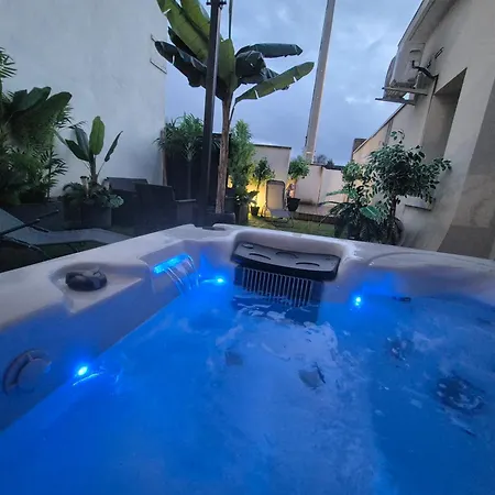 Avec Privatif & Terrasse Jungle Centre 公寓 *