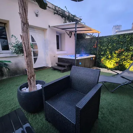 Διαμέρισμα Avec Privatif & Terrasse Jungle Centre Ντιζόν